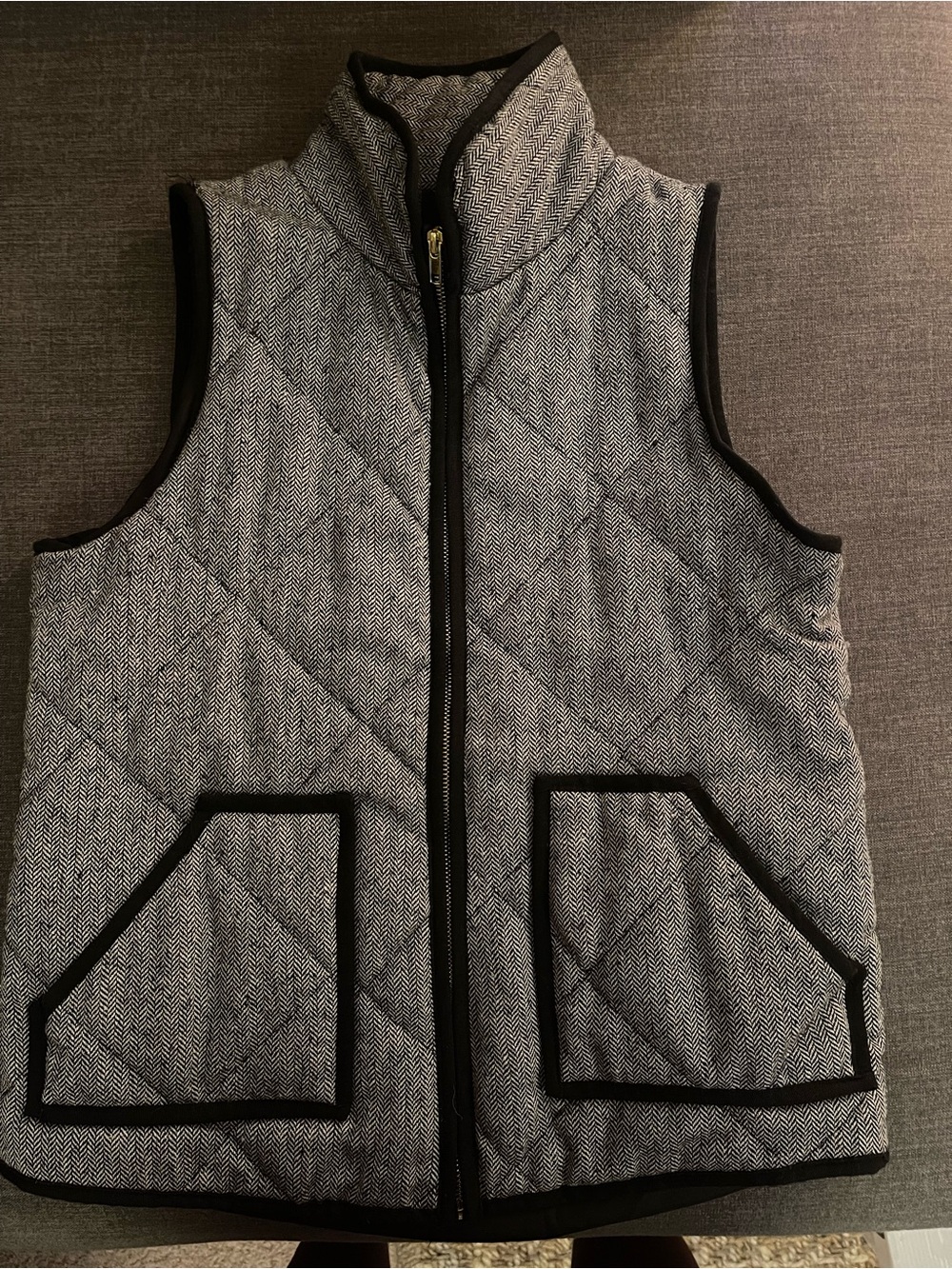 Women’s Quilted Herringbone Vest - Gray